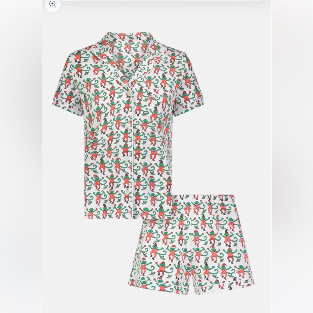 Brand new with tags Roller Rabbit Monkey Mas Christmas polo style pajamas size S